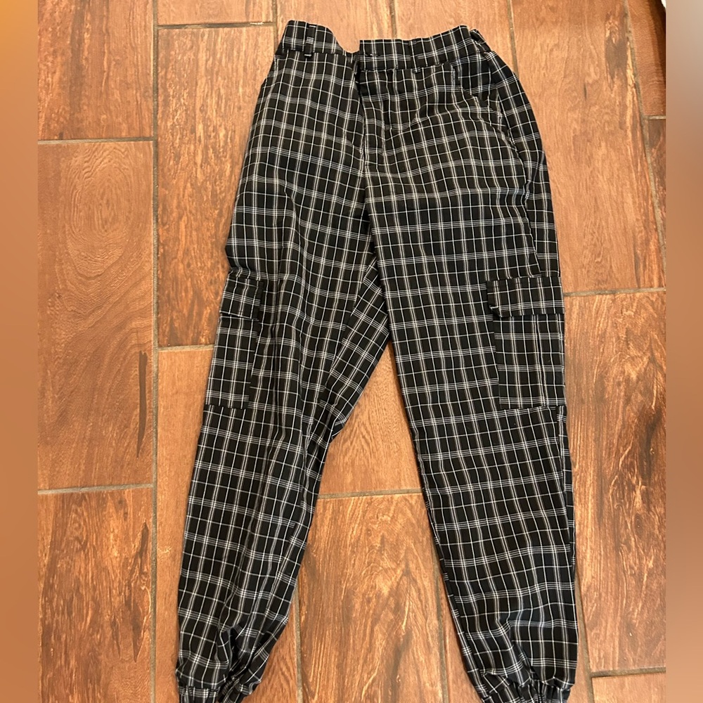 Ardene size M high rise plaid jogger pants